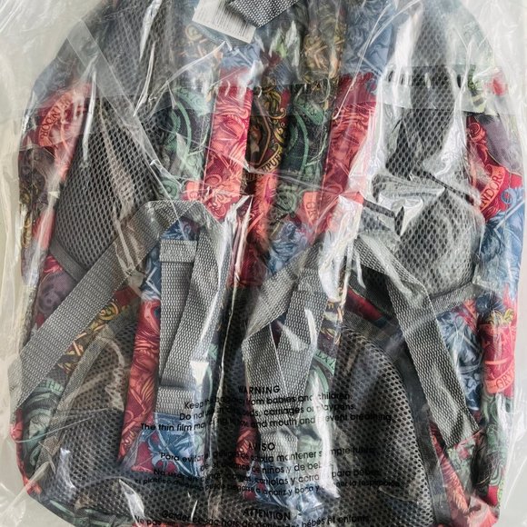 NWT Harry Potter House Crest Repeat Backpack - Picture 3 of 3